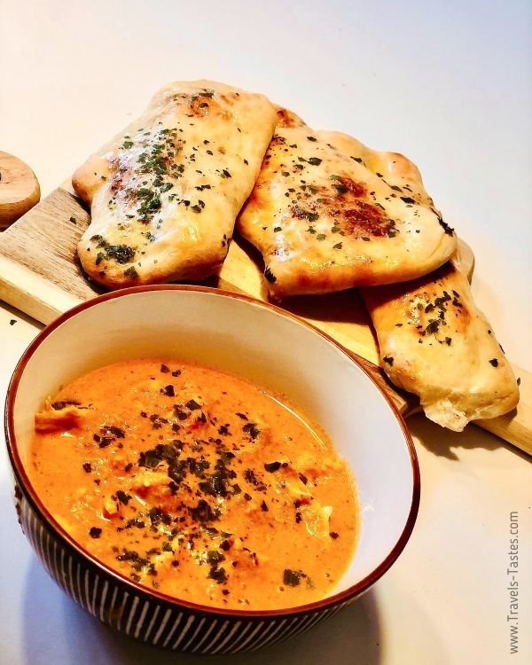 ButtercChicken and Naan bread