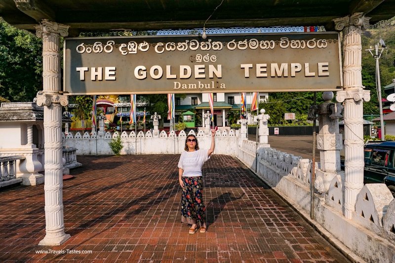 dambulla golden temple sign