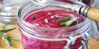Pickled onions / by photosimysia